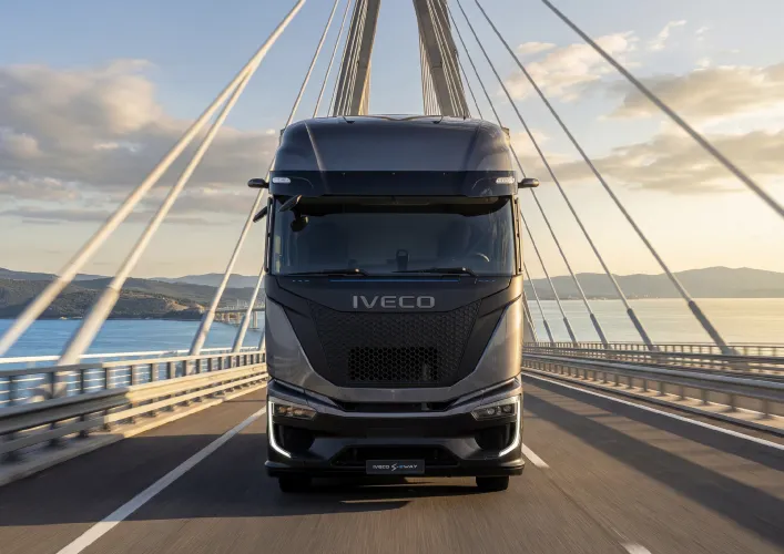 IVECO S-eWAY ARTIC