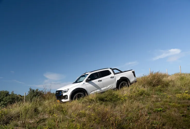 ISUZU D-Max Electric